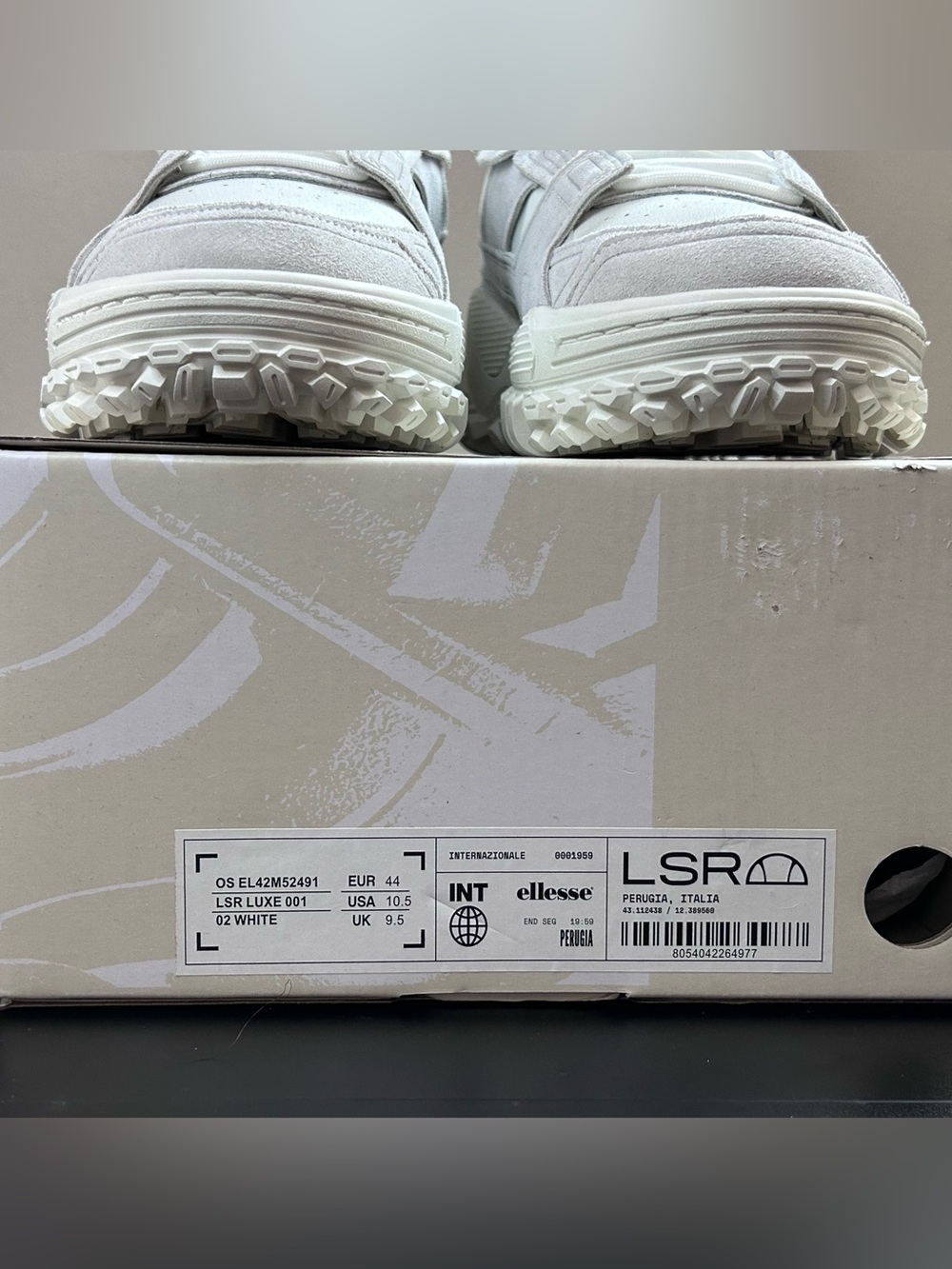 ellesse LSR Luxe Sneakers in White